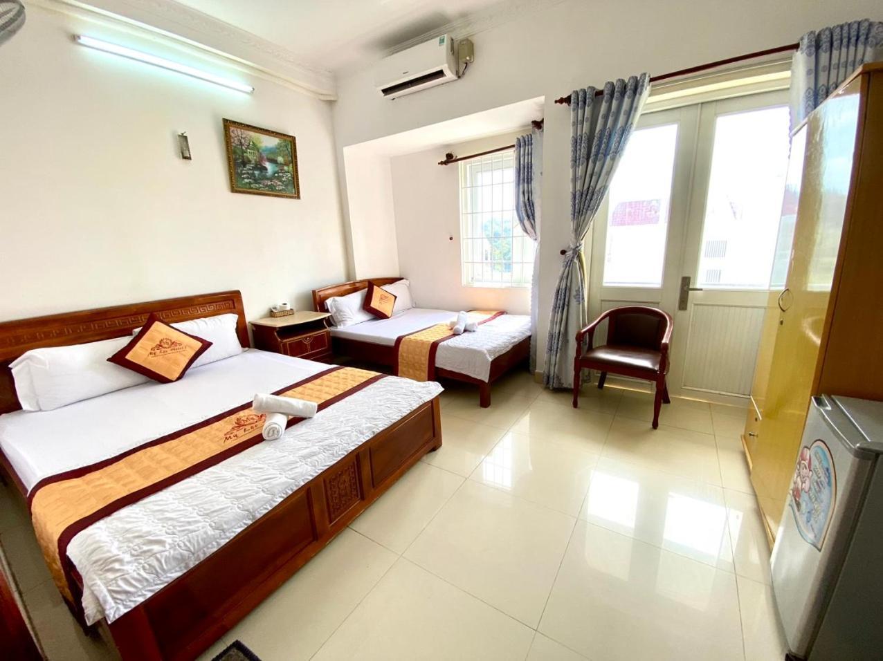 Duc Anh Hotel 2 Vung Tau Exteriör bild
