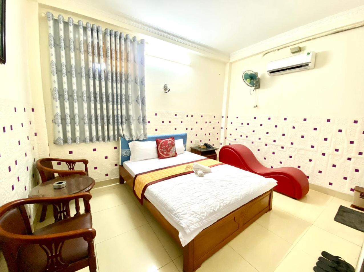 Duc Anh Hotel 2 Vung Tau Exteriör bild